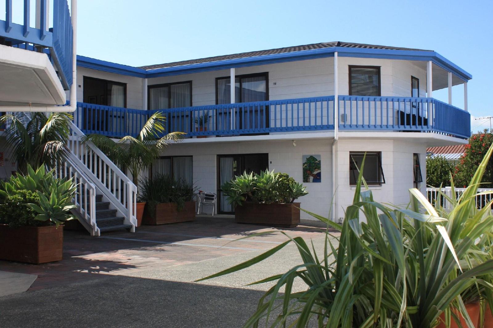 Snells Beach Motel