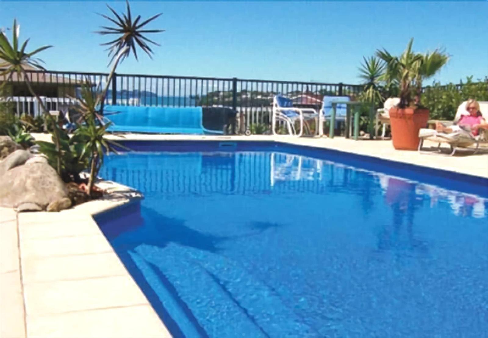 Snells Beach Motel