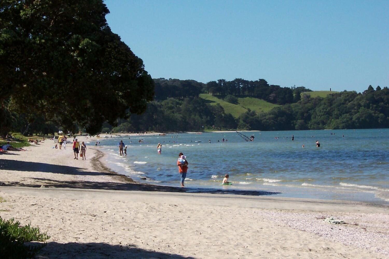 Snells Beach Motel