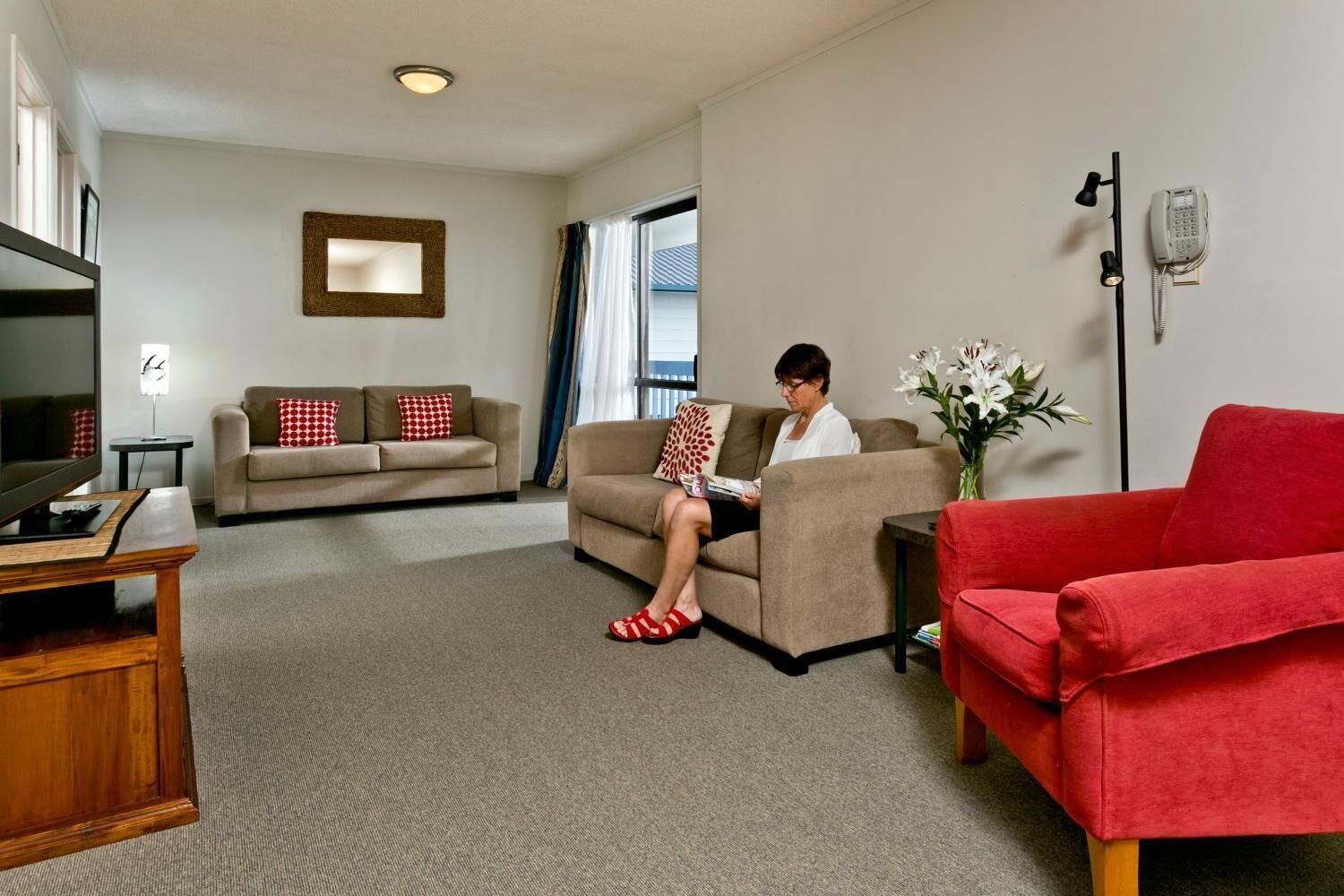 Snells Beach Motel