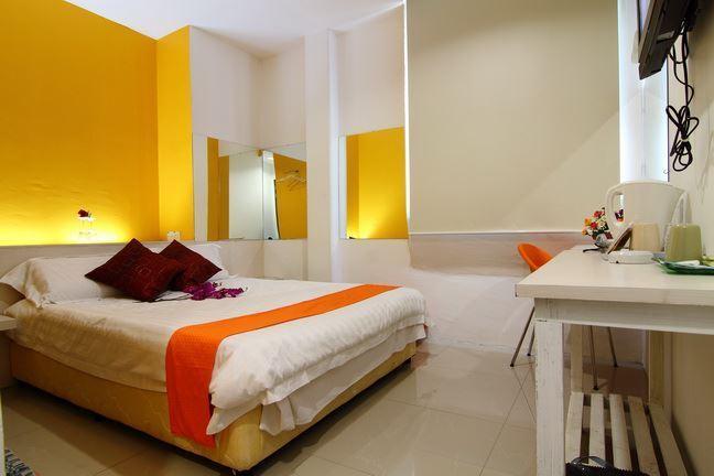 Mega Inn