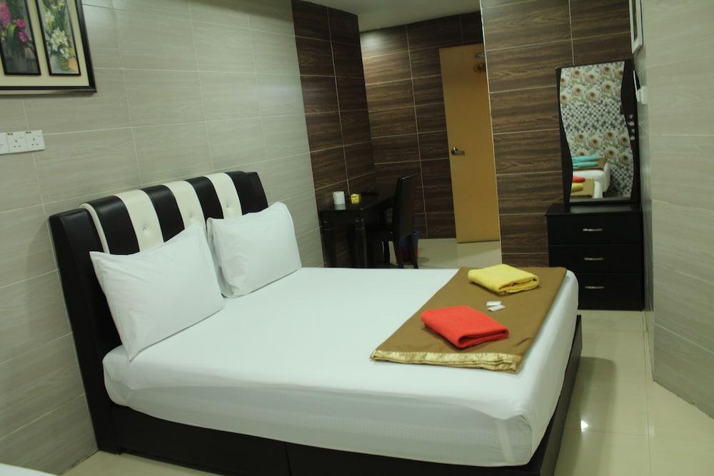 Serdang Business Hotel