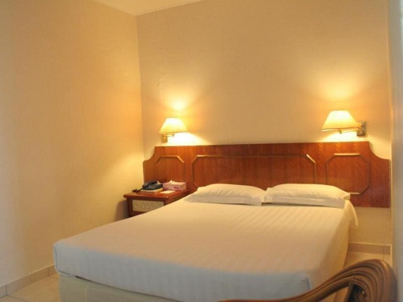 Pacific Orient Hotel