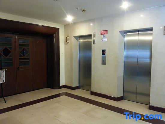 Pacific Orient Hotel