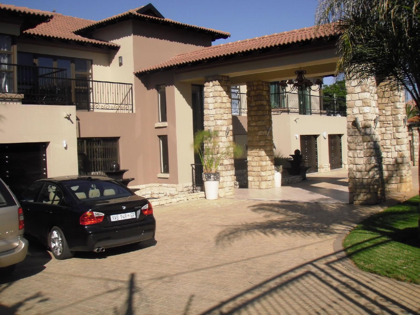 Africa Paradise - Airport Guest Lodge and Travel Centre