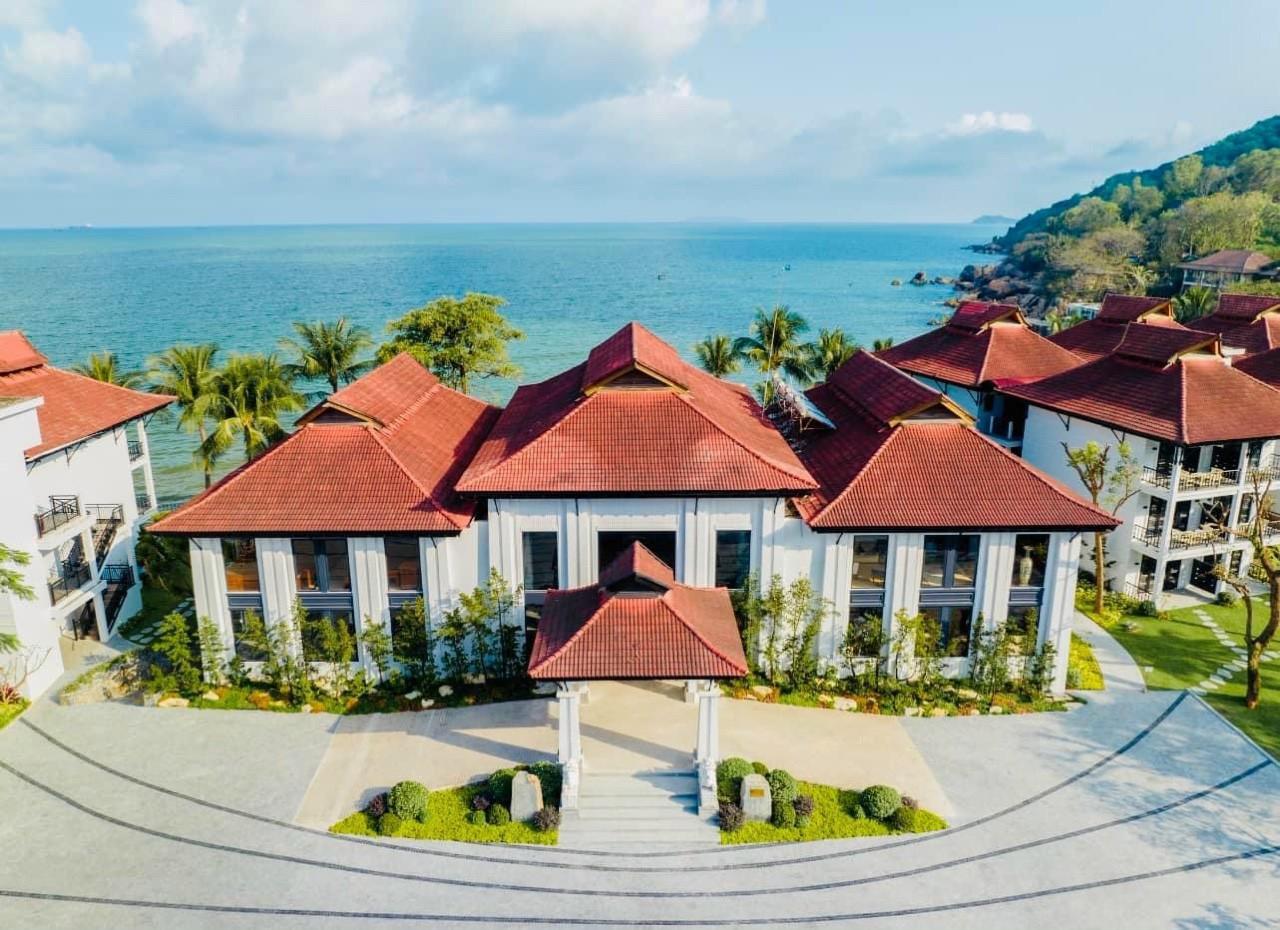 Royal Hotel & Healthcare Resort