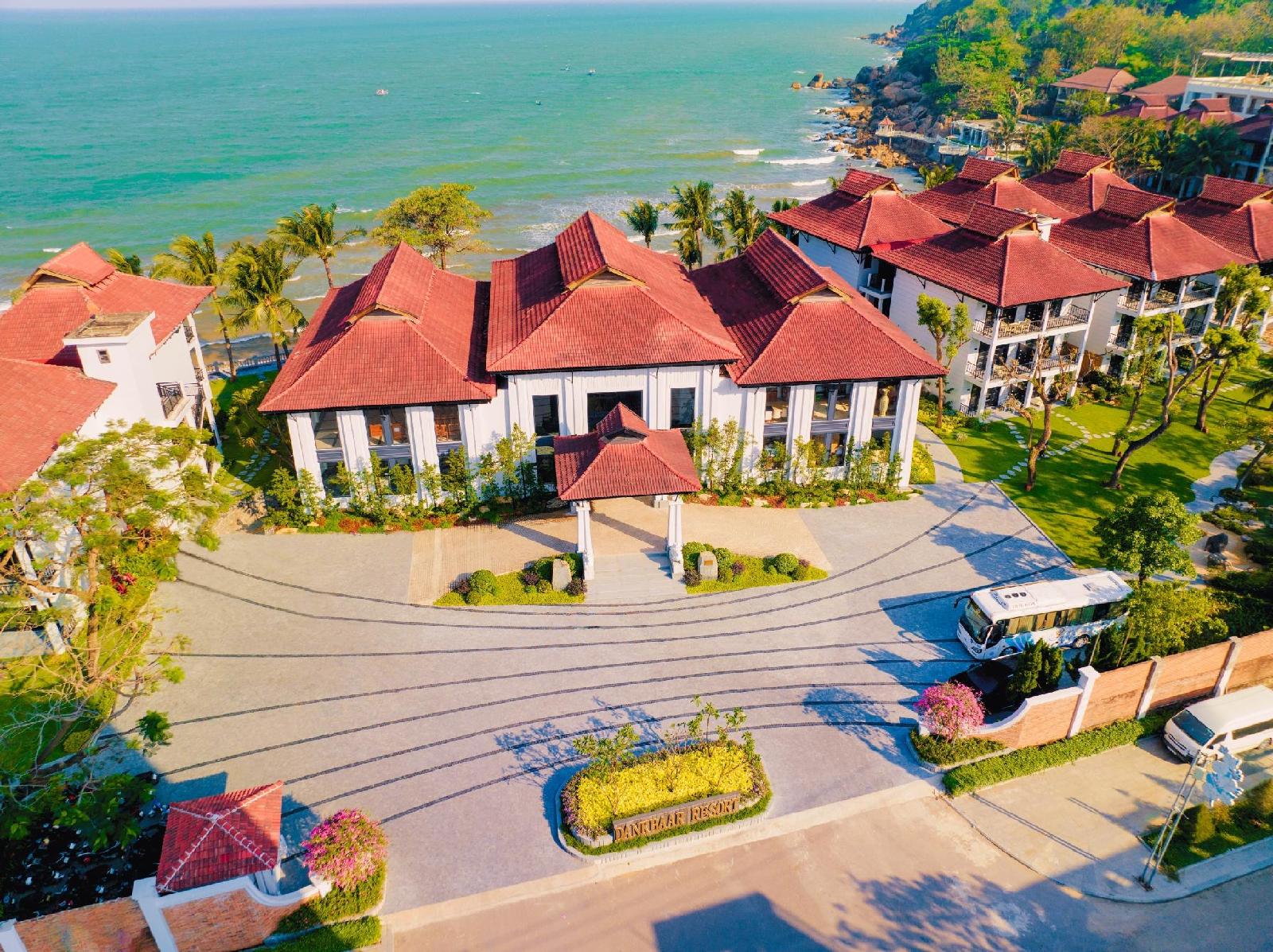 Royal Hotel & Healthcare Resort