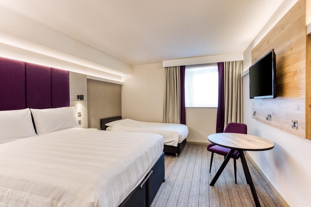 Premier Inn Leamington Spa Town Centre