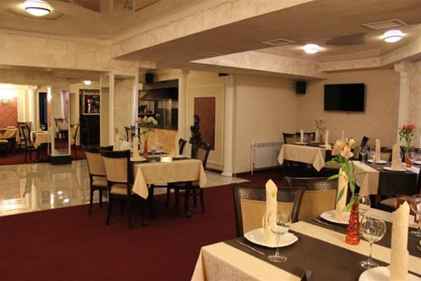 Le Bristol Hotel