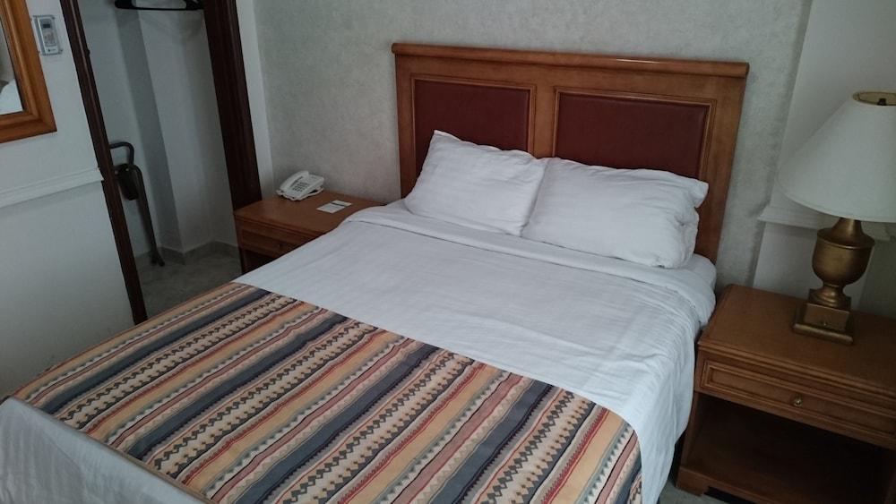 Hotel Savoy Express Torreon