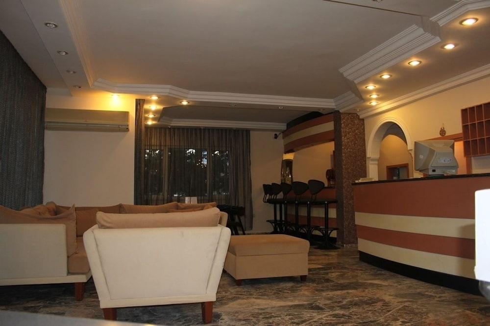 Villa Granada