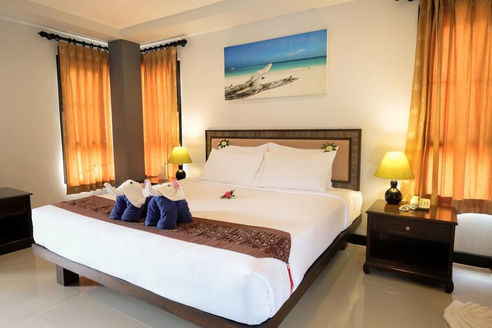 Khaolak Golden Place