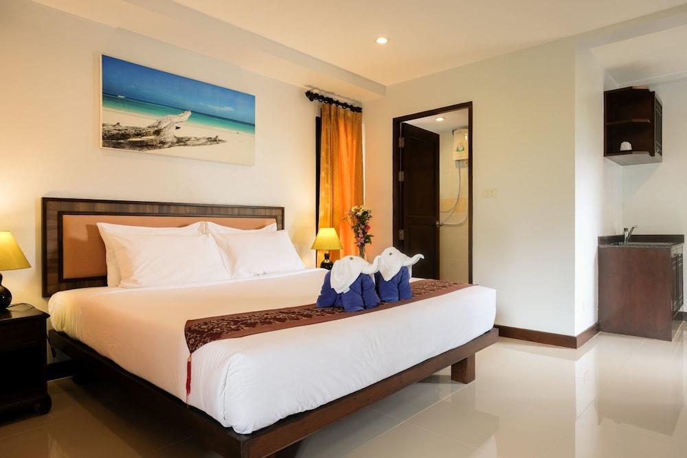 Khaolak Golden Place