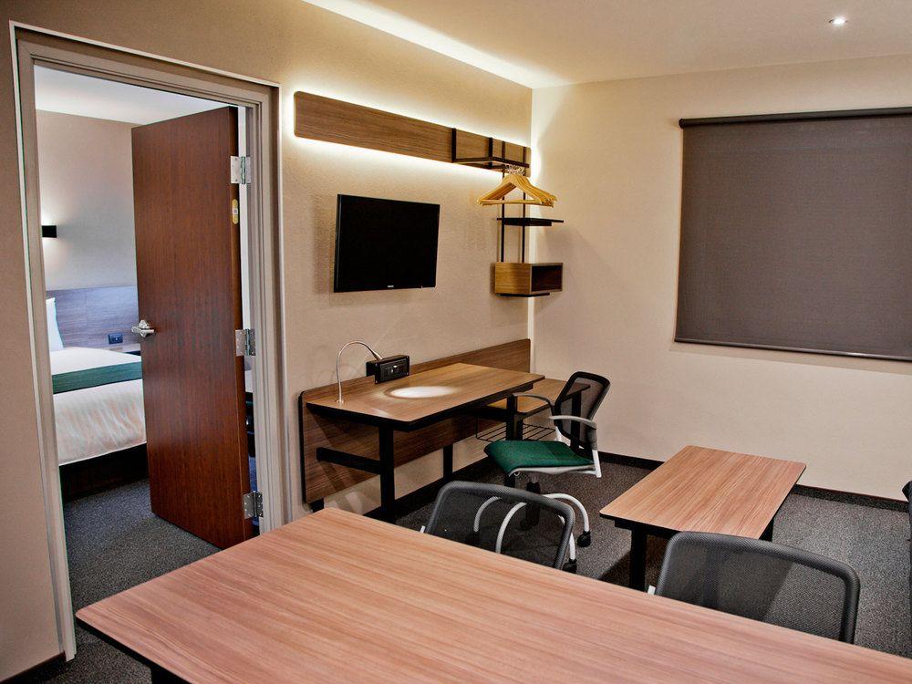 City Express Suites Puebla Finsa