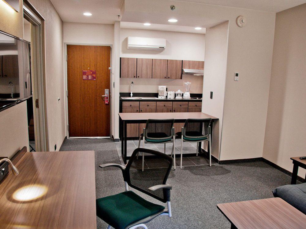 City Express Suites Puebla Finsa
