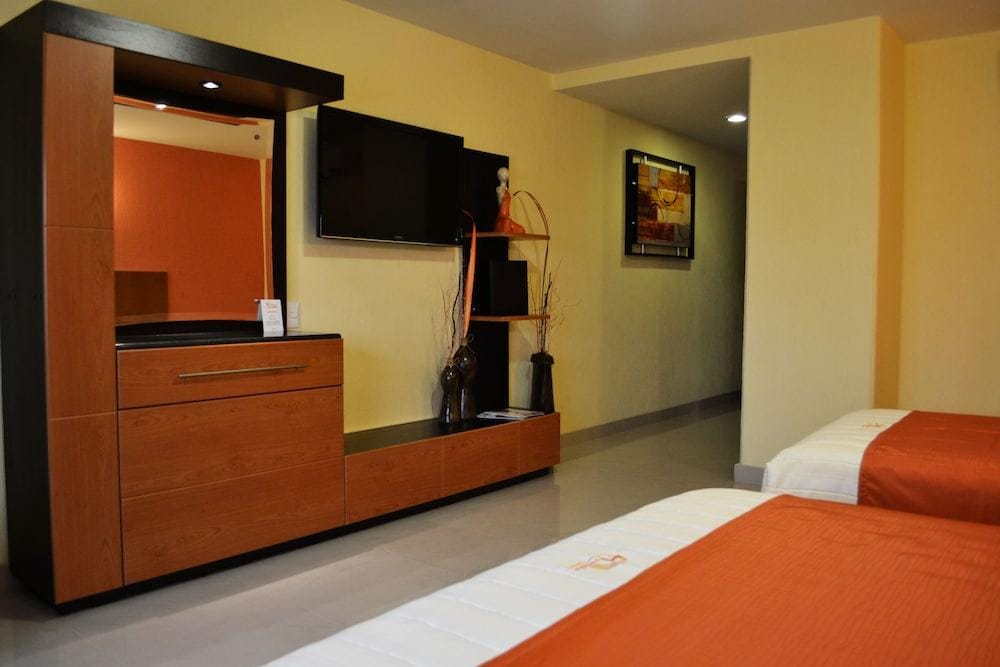 Hostalia Hotel Expo & Business Class