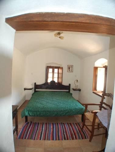 Goulas Traditional Guesthouse