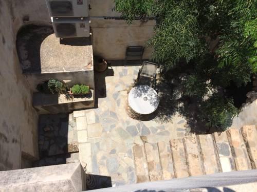 Goulas Traditional Guesthouse