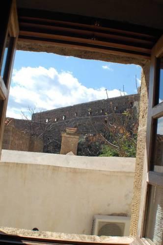 Goulas Traditional Guesthouse