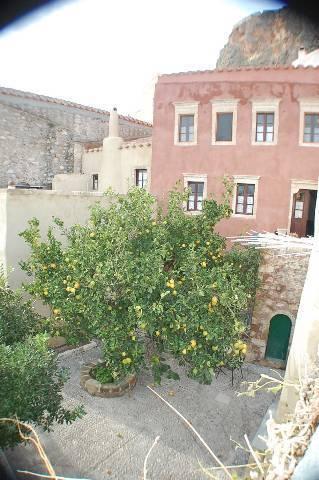Goulas Traditional Guesthouse