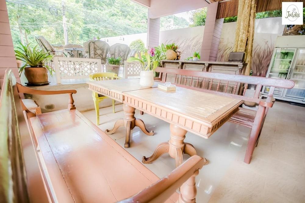 Juldis Khao Yai J2 Hotel