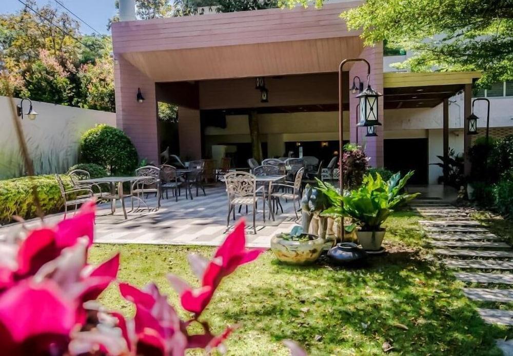 Juldis Khao Yai J2 Hotel