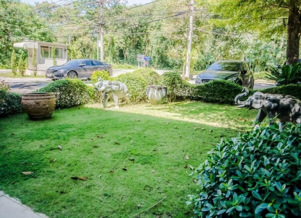 Juldis Khao Yai J2 Hotel