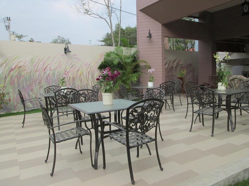 Juldis Khao Yai J2 Hotel