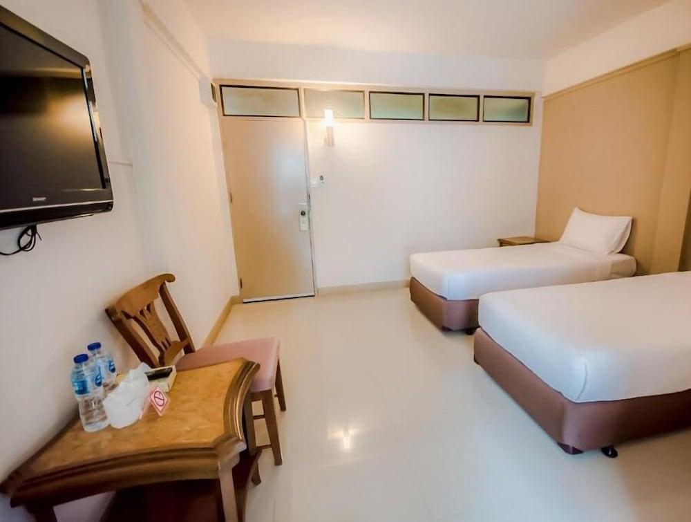 Juldis Khao Yai J2 Hotel