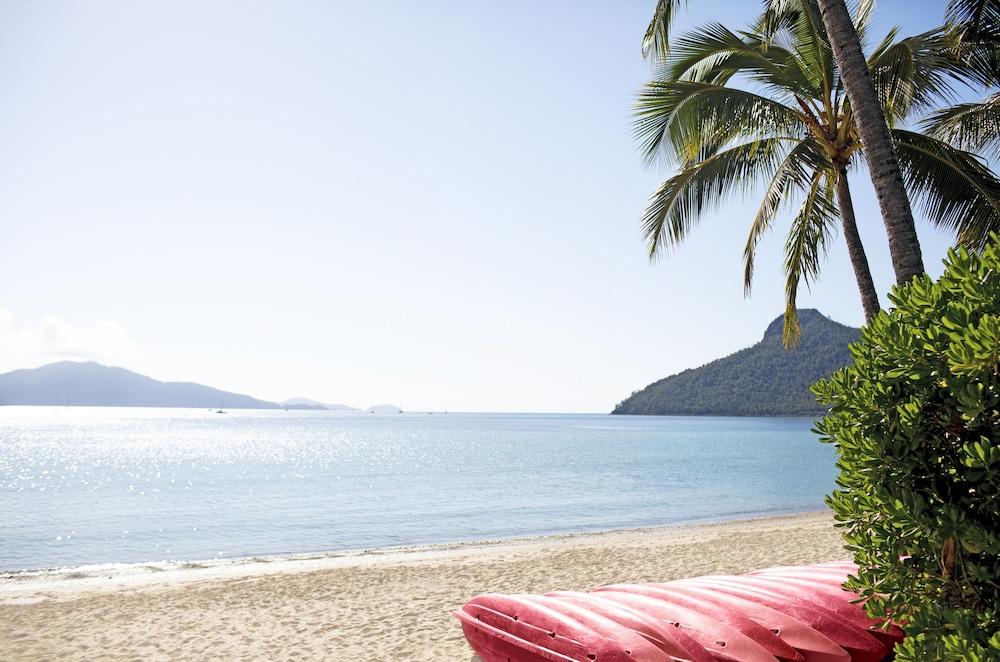 Hamilton Island Yacht Club Villas