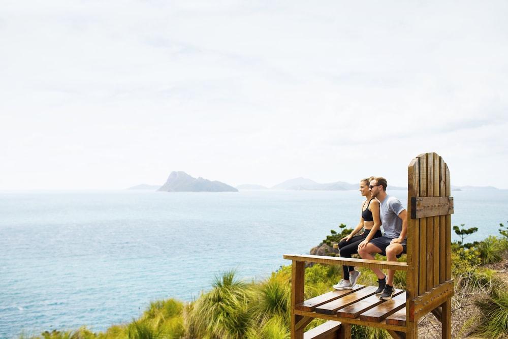 Hamilton Island Yacht Club Villas