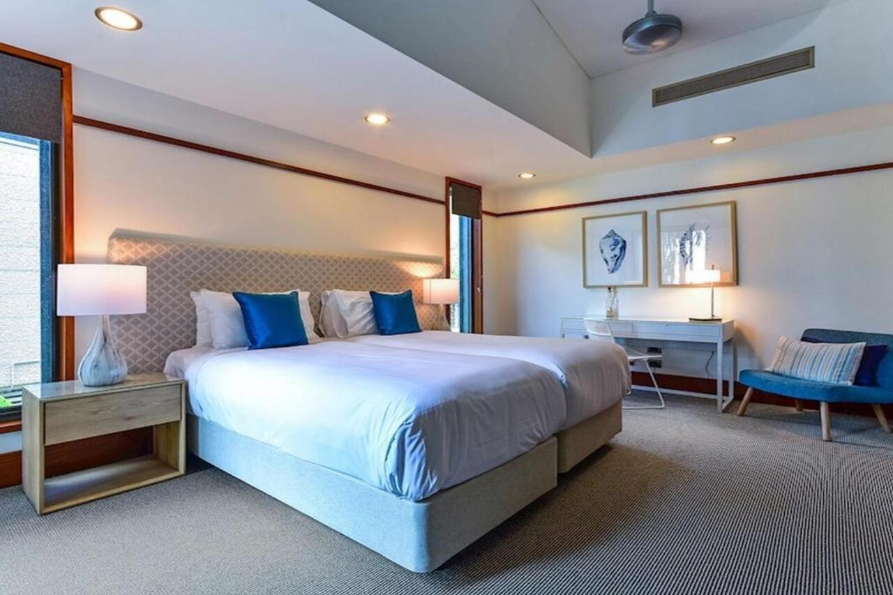 Hamilton Island Yacht Club Villas