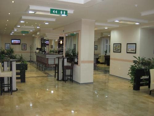 Hotel Leotar