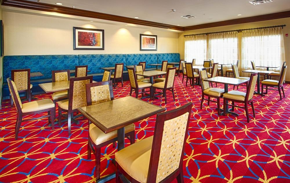 TownePlace Suites El Paso Airport