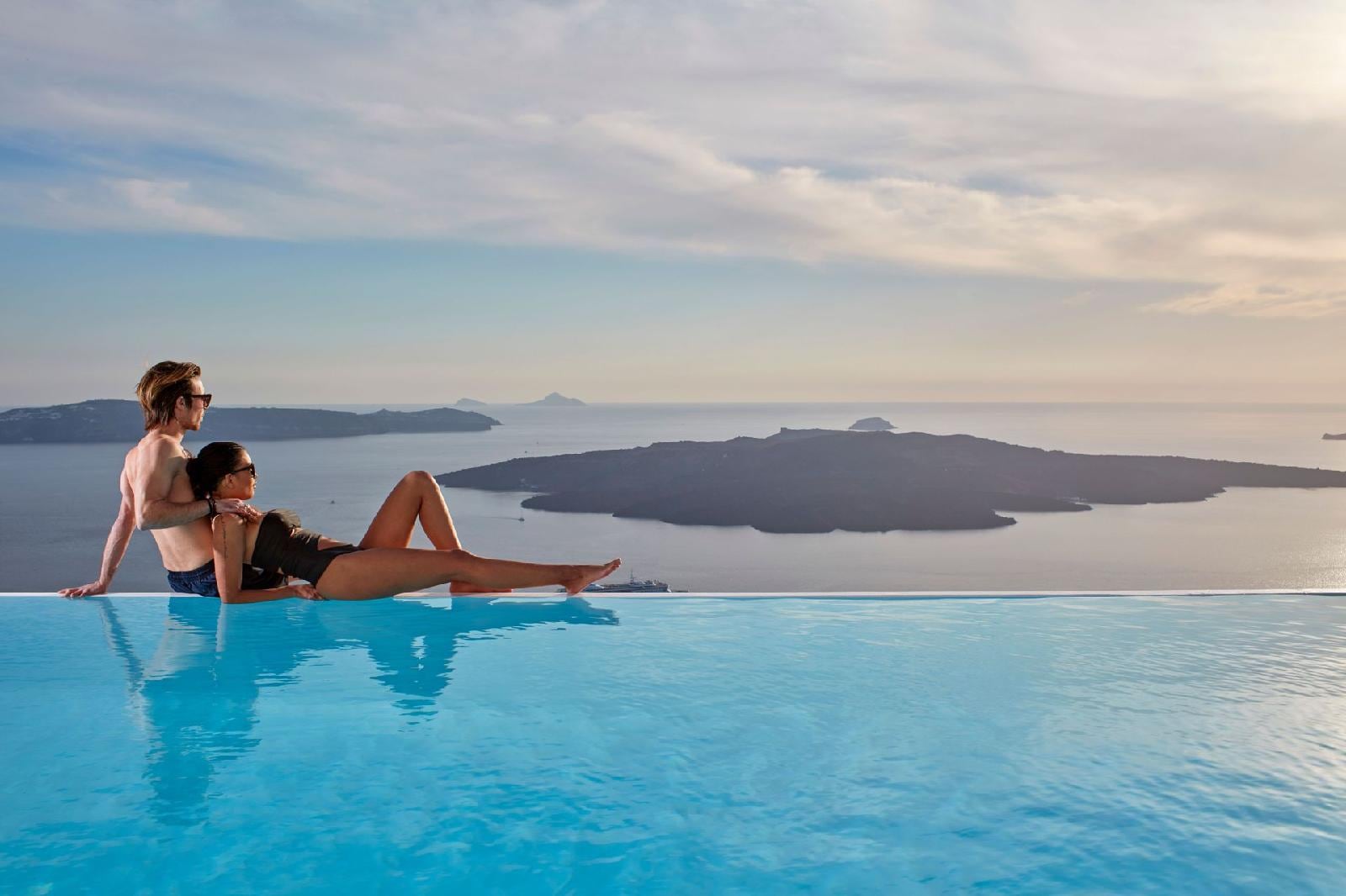 Santorini Royal Suites