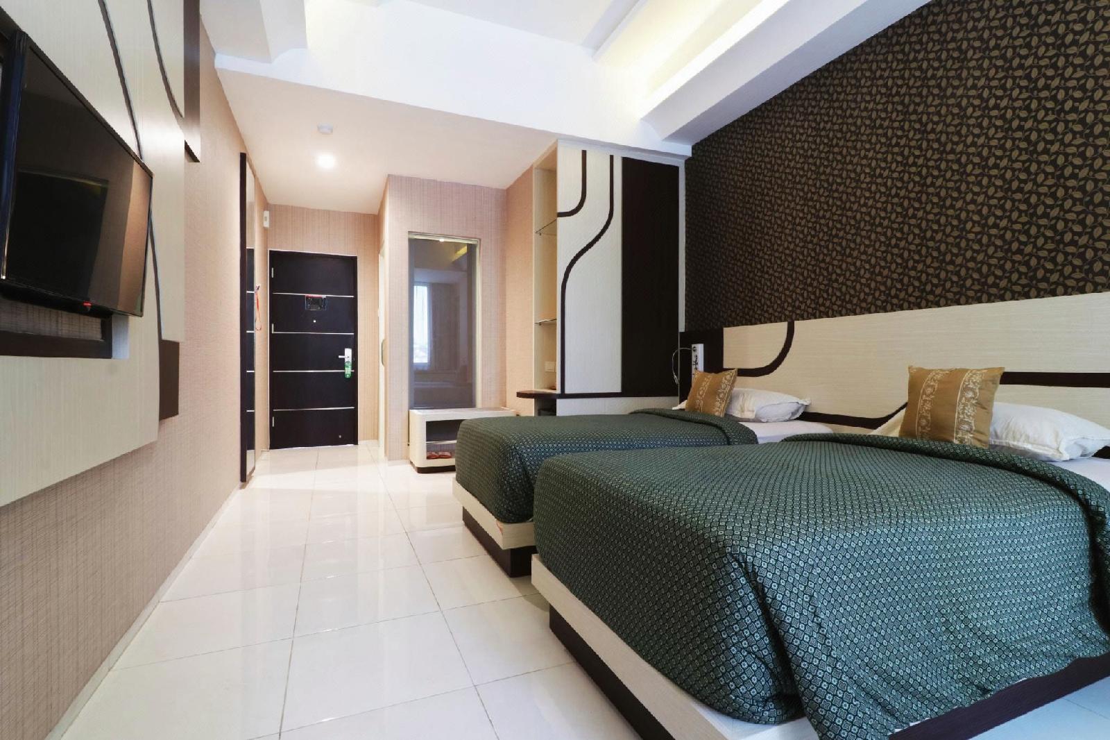 Dewarna Hotel & Convention Bojonegoro