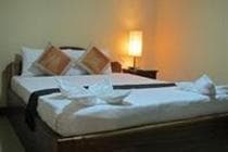 Golden Noura Villa - Pub & Restaurant