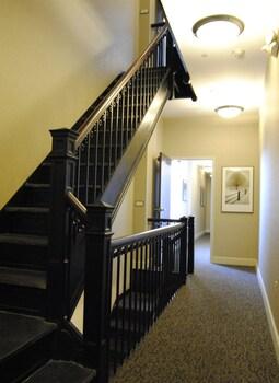 Parker Inn