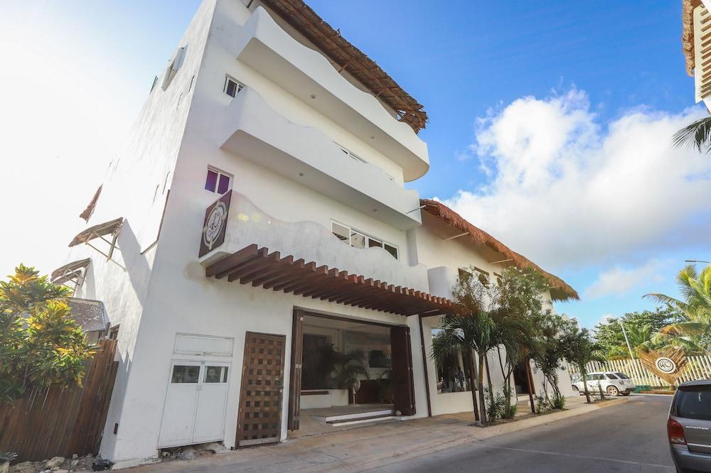 40 Canones Hotel