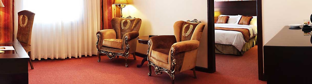 Royal Hotel Darvishi