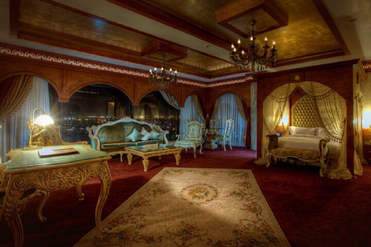 Royal Hotel Darvishi