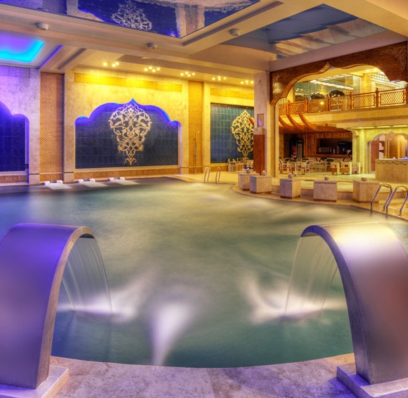 Royal Hotel Darvishi