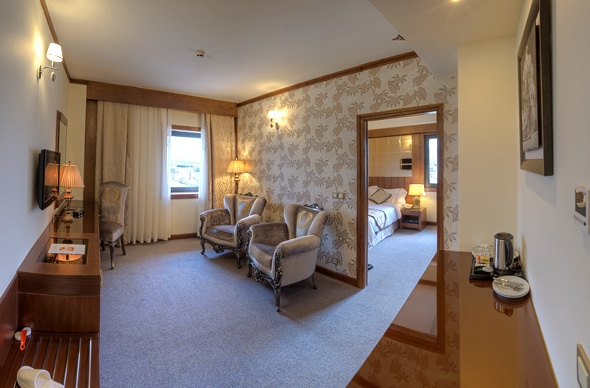 Royal Hotel Darvishi