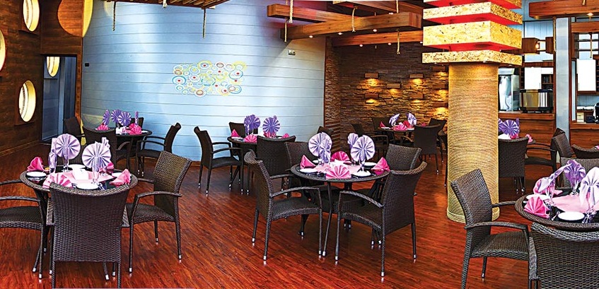 Pardisan Hotel