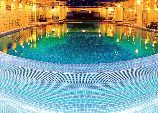 Pardisan Hotel