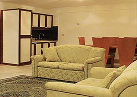 Pardisan Hotel