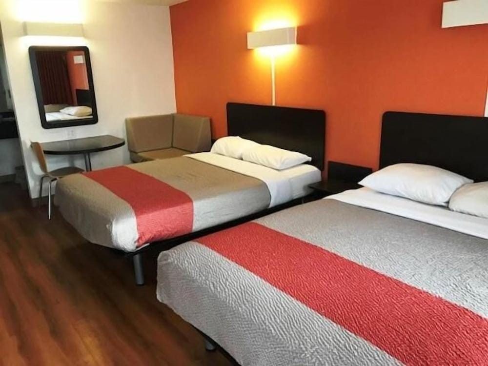 Motel 6 Indianapolis, In - S. Harding St.