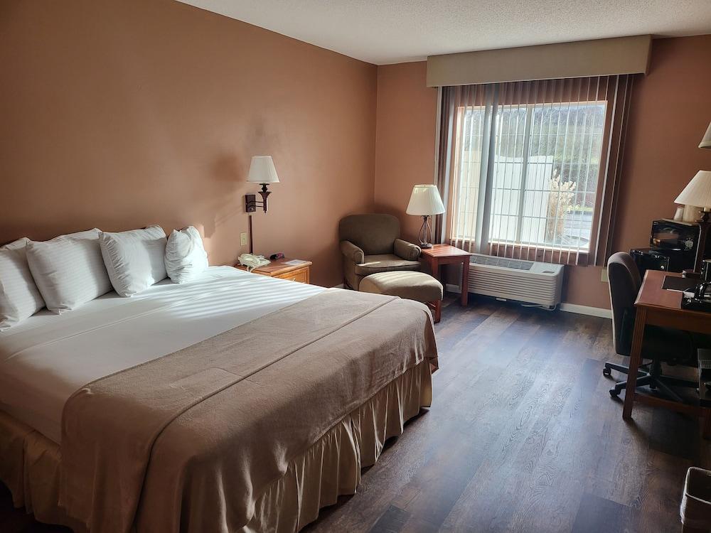 Glenville Inn