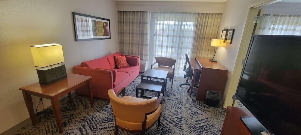 Sonesta Select Spartanburg