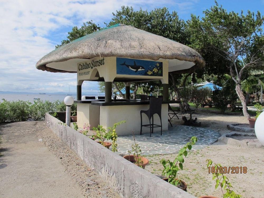 La Estrella Beach Resort and Cabilao Dive Center